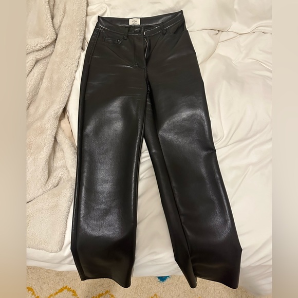 Aritzia Melina Pant - Black 00 - Picture 1 of 2
